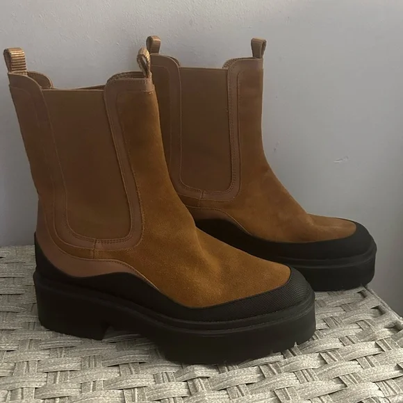 sam edelman laguna chelsea boot! - Picture 1 of 7